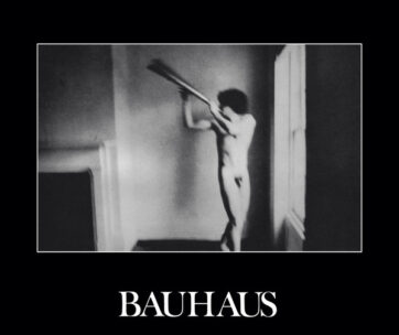 BAUHAUS - IN THE FLAT FIELD-