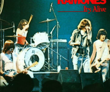 RAMONES - IT'S ALIVE