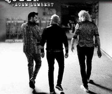 QUEEN & ADAM LAMBERT - LIVE AROUND THE WORLD