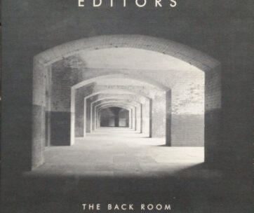 EDITORS - BACK ROOM