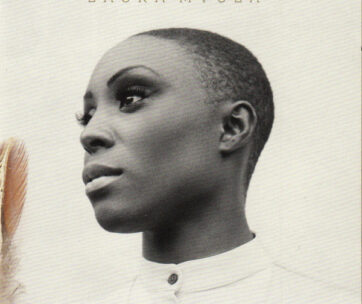 MVULA, LAURA - SING TO THE MOON -DELUXE-