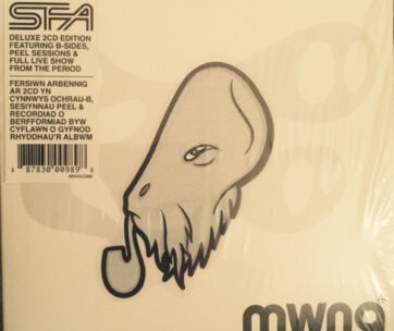 SUPER FURRY ANIMALS - MWNG -DELUXE-